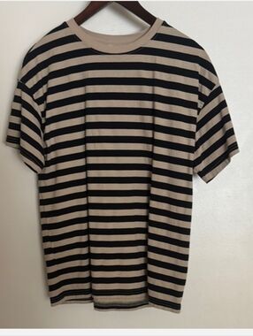 H&M Black and Tan Striped Short Sleeve Tee